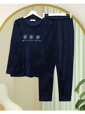 Kabartma Yazılı Fransız Kadife Pijama Takımı -Laci
