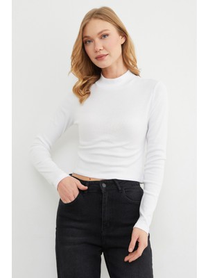 FullaModa Basic Yarım Balıkçı Yaka Crop Body