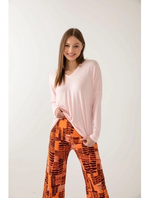 Pamuk & Pamuk Pudra Renk V Yakalı Tarçın Desenli Kadın Pijama Takımı
