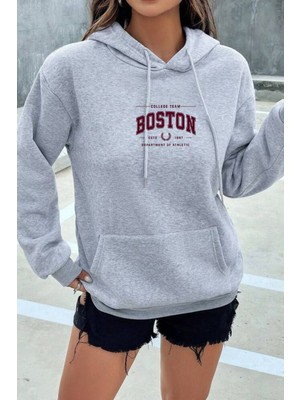 EYDAMOON Kadın Kışlık Pamuklu Boston Baskılı Kapüşonlu Kanguru Cepli Regular Sweatshirt