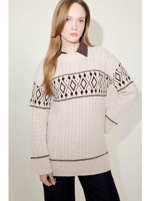 DeFacto Regular Fit Bisiklet Yaka Desenl Triko Kazak Tunik G6341AX25WN