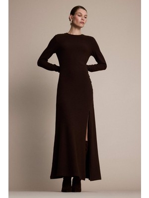 DeFacto Bisiklet Yaka Yırtmaçlı Uzun Kollu Midi Elbise G6503AX25AU