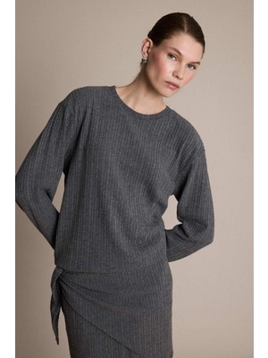 DeFacto Relax Fit Bisiklet Yaka Fitilli Kaşkorse Çizgili Uzun Kollu Tişört G6607AX25WN