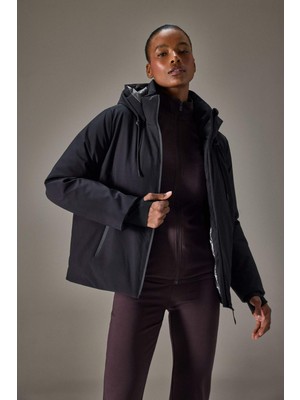 DeFacto Su İtici Regular Fit Kapüşonlu Fermuarlı İçi Polarlı Mont E9267AX25WN