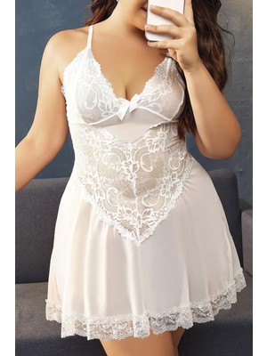 Marsilyan-  Büyük Beden Beyaz Dantel Işlemeli Ince Askılı Gecelik