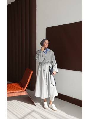 Esila Butik Kruvaze Yaka Astarlı Kuşak Detaylı Kadın Tesettür Trençkot