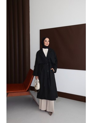 Esila Butik Kruvaze Yaka Astarlı Kuşak Detaylı Kadın Tesettür Trençkot