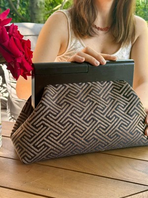 Jophiel Bahram - Ahşap Burslu Kumaş Portföy Çanta, Clutch, El Çantası
