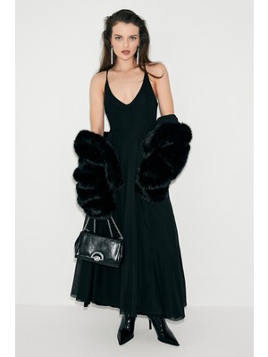 Grimelange Deseo Kadın V Yaka Çapraz Ayarlanabilir Askılı Etek Ucu Geniş Esnek Tül Kumaşlı Siyah Elbise