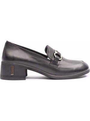 2151 Kadın Siyah Mat Deri Düşük Topuklu Loafer