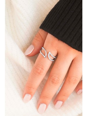 Trend Collection Işıltılı Zirkon Taşlı Gümüş Sade-Şık Kadın Kombin Yüzük