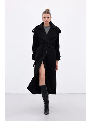 Sateen Geniş Yaka Uzun Kaban - Siyah