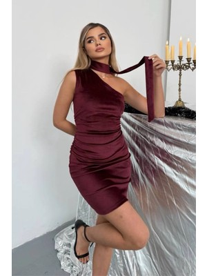 Ded Collection Kadın Tek Omuz Kendinden Boyun Aksesuarlı Büzgülü Kadife Yılbaşı Özel Elbise