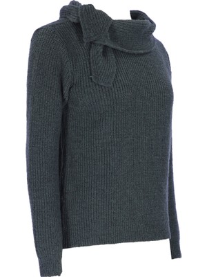 Qoolest Fiyonk Yaka Detaylı Yüksek Yaka Triko Kazak