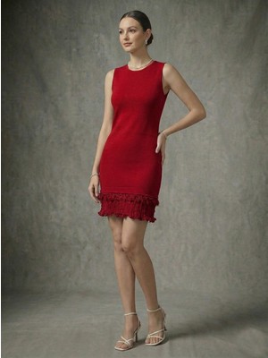 Qoolest Kadın Hardal Etek Ucu Püskül Detaylı Bisiklet Yaka Kolsuz Triko Elbise