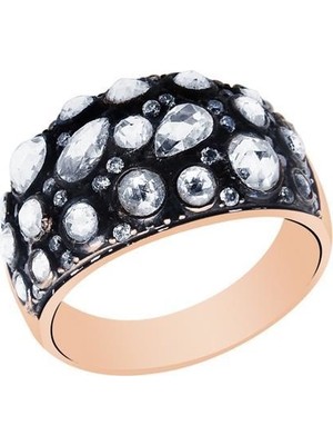 Diamond Line-Gülaylar  8 Ayar Elmas Görünümlü Yüzük