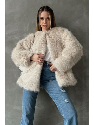 Caddebostan Moda Taş Peluş Kaban Modern Premium Luxury Trend Tasarım Kaban