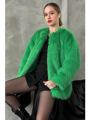 Caddebostan Moda Zümrüt Peluş Kaban Modern Premium Luxury Trend Tasarım Kaban