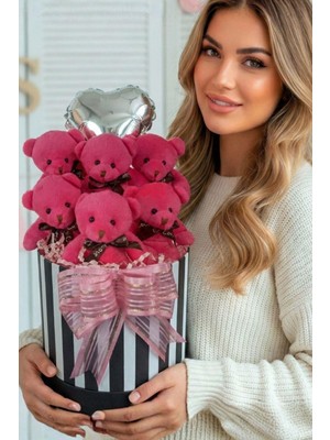 Sole Premium Silindir Hediye Kutusunda, Kalpli Balonlu 6’lı Fuşya Ayıcık Buketi