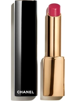 Chanel Parlak Yapıya Sahip Dudaklara Işıltı Veren Nemlendirici RUJ-838 (2 G)