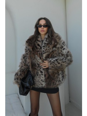 Havoş Leopar Desenli Suni Kürk Kaban