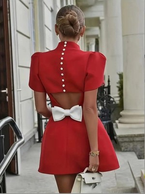 Kendim Fashion Kadın Kısa Kollu Balıkçı Yaka Arkadan Kelebek Dekolte Detaylı Kısa Atlas Elbise