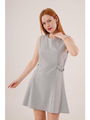 Kendim Fashion Yanları Zincir Detaylı Sıfır Kol Gri Mini Elbise