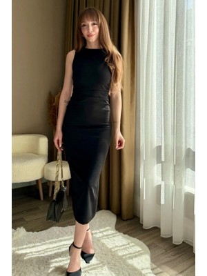 Kendim Fashion Kadın Sıfır Kol Sıfır Yaka Drape Detaylı Midi Janjan Krep Elbise