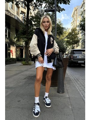 Kendim Fashion Siyah Kapüşonlu Kolej Mont