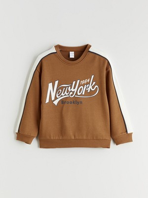 Lc Waikiki Yeni Sezon Bisiklet Yaka New York Baskılı Erkek Çocuk Sweatshirt