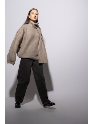 Avrile Şal Detaylı Triko Kazak