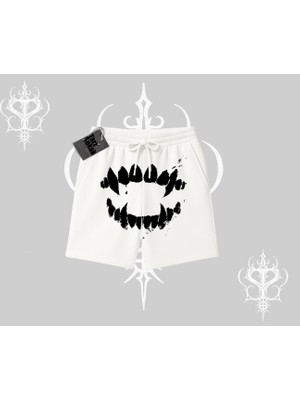 Beyaz Şort Vampir Dış