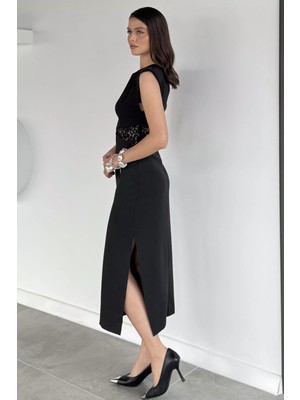 Gülseli Kadın Omuz Vatkalı Bel Güpür Detaylı Yırtmaçlı Elbise P-00019720