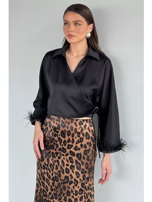 Gülseli Kadın Kol Ucu Tüylü Kruvaze Yaka Saten Bluz P-00019813