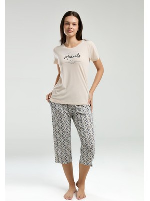 Pierre Cardin Yazı Baskılı T-Shirt ve Desenli Cepli Kapri Pijama Takım
