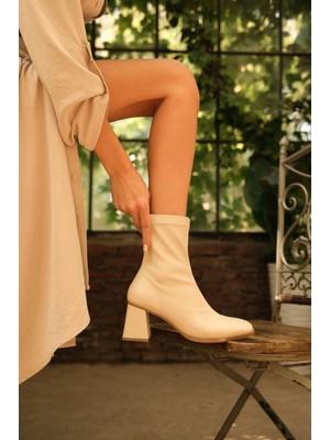 Poşka Kadın Streç Bot - Bej