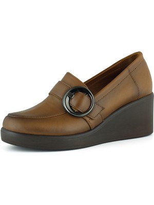 Erkan Saçmacı Madeline Taba Hakiki Dana Derisi Tokalı Yuvarlak Burun Dolgu Topuklu Günlük Ayakkabı