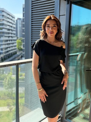 Livizmir Moda Kadın Kısa Kollu Tek Omuz Askı ve Aksesuar Detay Beli Lastikli Krep Elbise