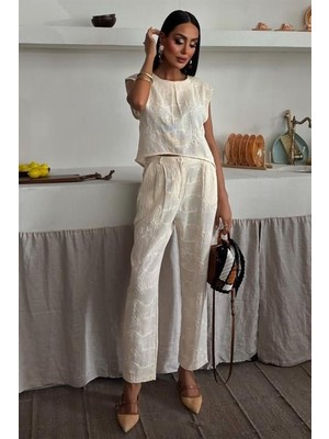 Livizmir Moda Shalina Süzüne Nakışlı Crop Takım 9796-08