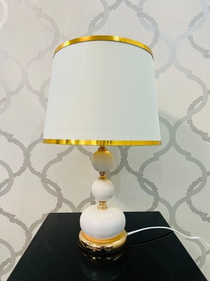 Feyza Design Şık Beyaz-Gold Dekorlu Metal Abajur 48X30 Cm, Modern ve Zarif Tasarım