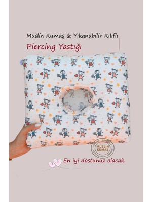 Sacce Scarves & Accessories Piercing Yastığı – Yıkanabilir Kılıflı Soft Müslin Gülen Yüz – Kulak Delme Sonrası Özel Uyku Yastığı