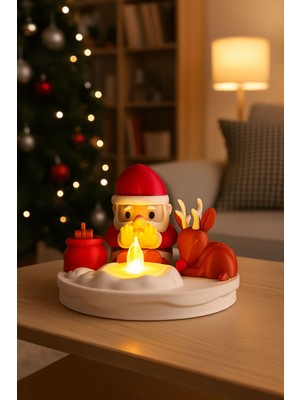 Flexilab Creative Yılbaşı Temalı Işıklı Mumlu Noel Baba ve Geyik Biblo Dekoratif Masa Süsü Figür