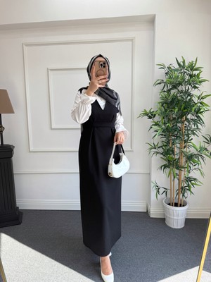 Nisa Nalbantoğlu Krep Düz Kesim tesettür jile Elbise