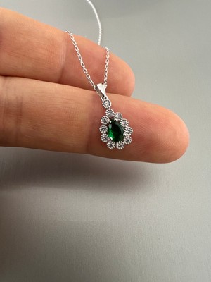 Zeta Jewel 925 Ayar Gümüş Damla Zümrüt Taşlı Kolye Zirkon İşlemeli 40+5 cm Ayarlanabilir Zincir
