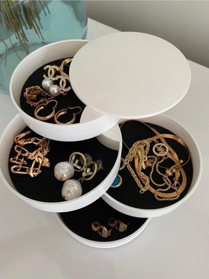 Şık ve Fonksiyonel Takı ve Aksesuar Düzenleyici, Pratik Saklama Çözümü