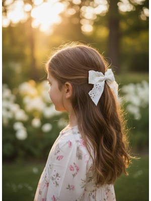 Toka Delisi El Yapımı Krem Fisto Çocuklar Için Şık Fiyonklu Toka Davet Balo Özel Gün Pens Toka