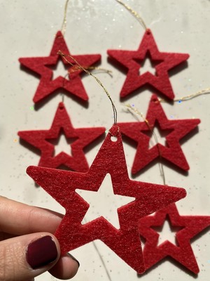 Storemax Mini Tasarım Atölyem Kırmızı Içi Boş Yıldız Keçe Yılbaşı Ağacı Süsü Kırmızı