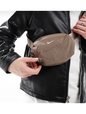 Nike Aura Waistpack 2 Litre Kapasiteli Kahverengi Kadın Bel Çantası