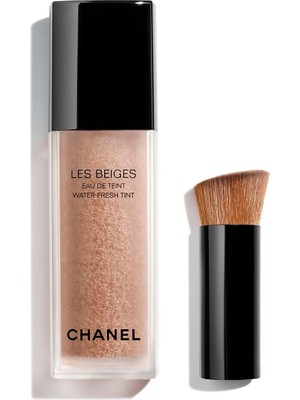 Chanel Doğal ve Saten Bitişli Ciltlerde Pürüzsüz Doku Bırakan Nemlendirici Fondöten-Medium Light