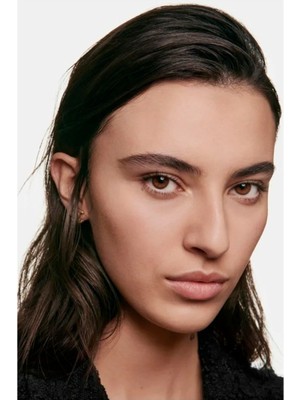 Chanel Ultra Le Teınt Fluıde-Smudge Proof Long-Lasting Natural Matte Finish Foundation 30ML BR42